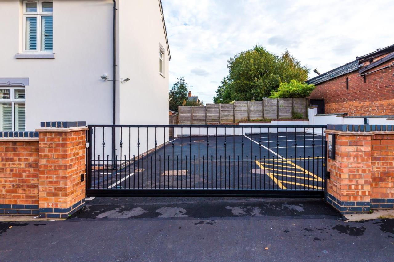 Hearsall Place Serviced Apartment Coventry Eksteriør bilde